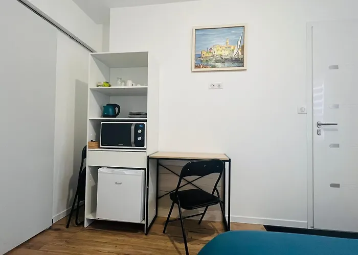 Pensión Neuf Avec Accès Indépendant